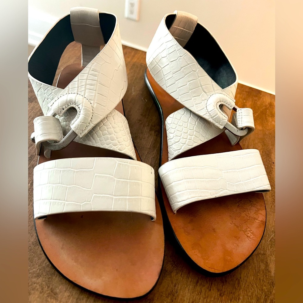 Beautiful Leather Rag & Bone Sandals - Picture 2 of 8